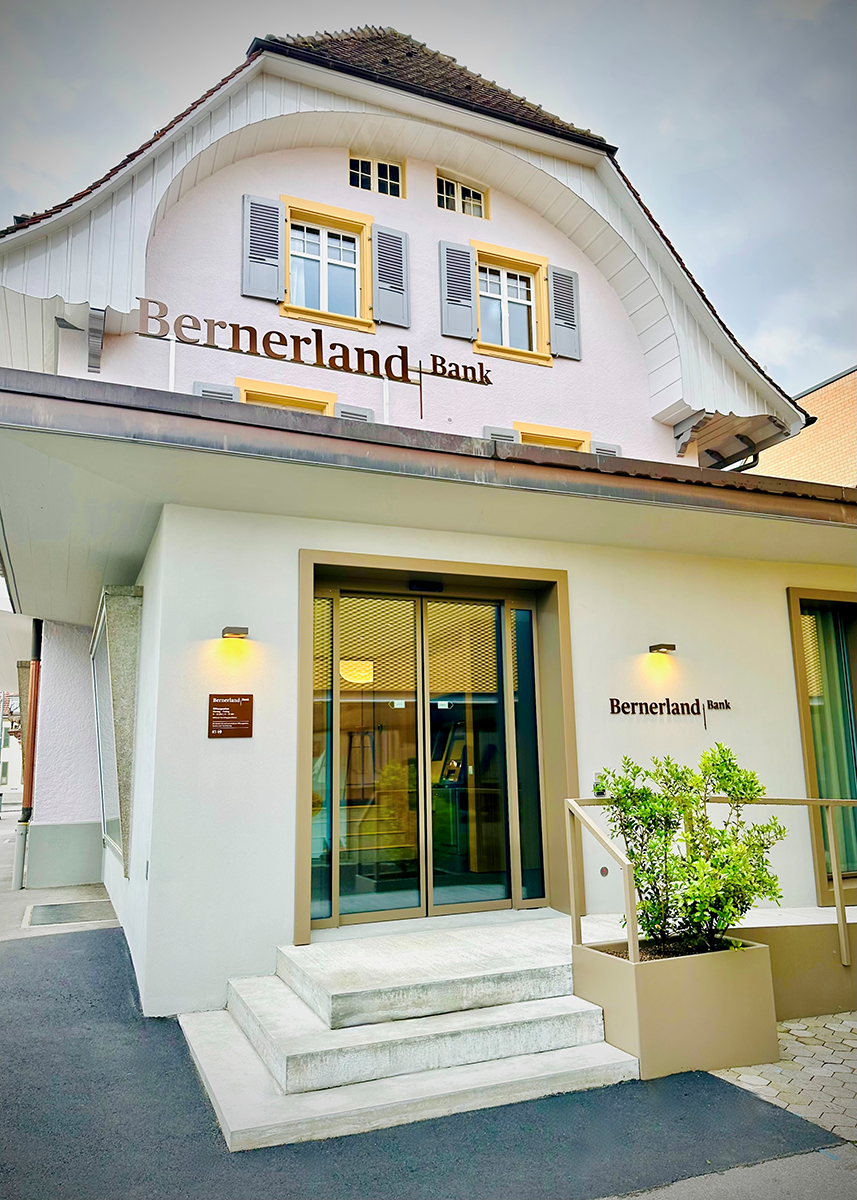bernerland_bank_lyss_filiale_web